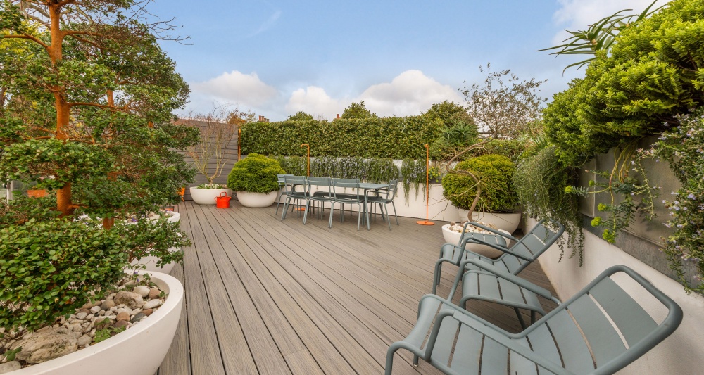 Roof terrace